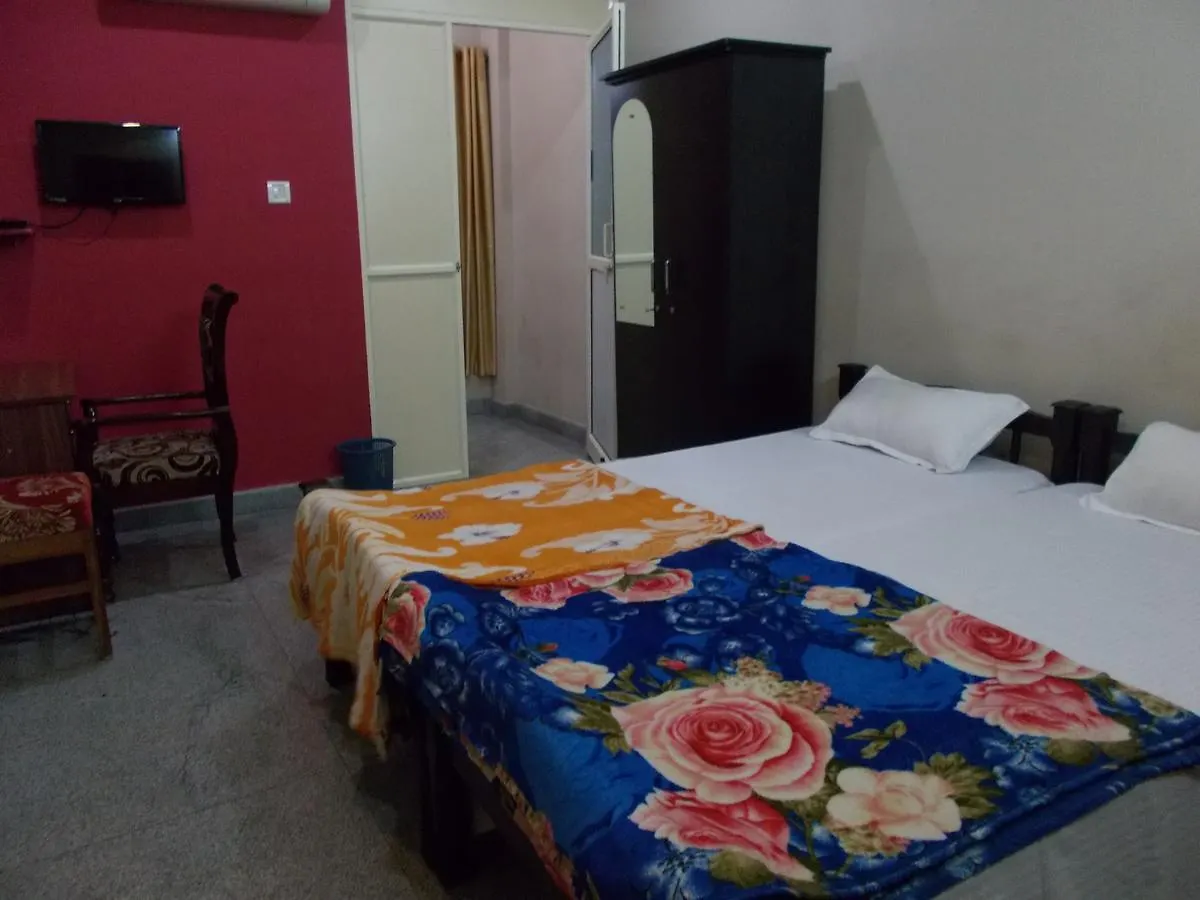 Flora Residency Hotel Perumpavur
